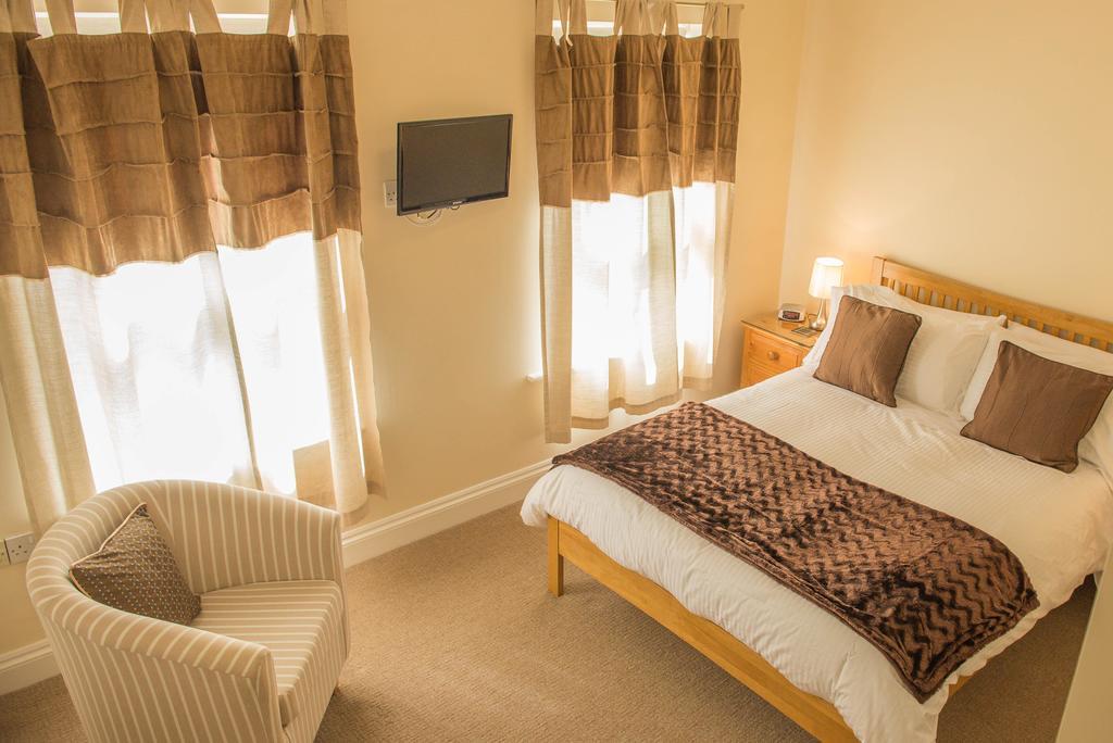 Carr Villa Dinnington Room photo