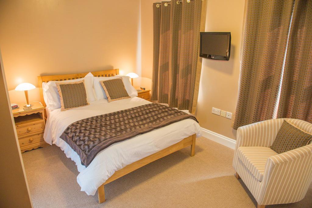 Carr Villa Dinnington Room photo